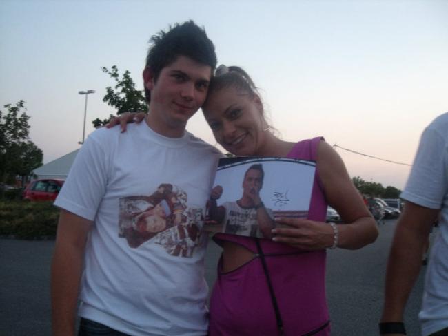 Jutta megoldotta:D(L)