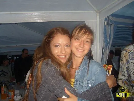 Juttával (L)